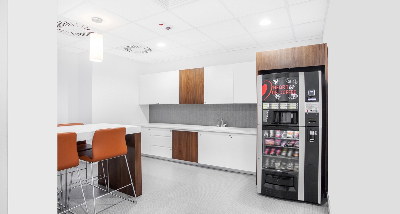Centro de negocios Milutina Milankovica Blvd 9ž Rent office Milutina Milankovica Blvd 9ž — photo 4