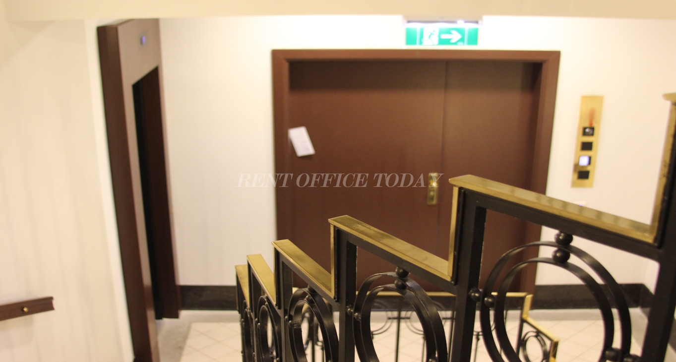 Rent office Goldenes Quartier Office — photo 27