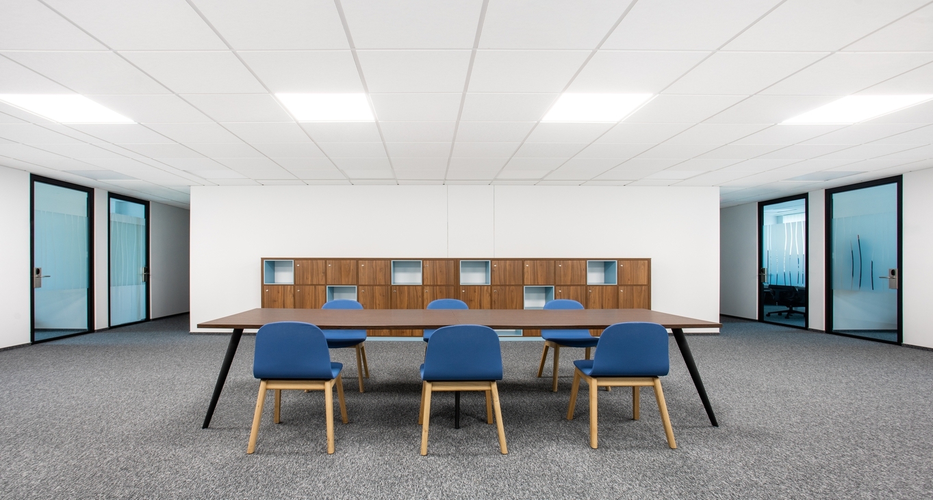 Grojecka Offices_5 ビジネスセンター-6 レンタルオフィス Grojecka Offices_5-6