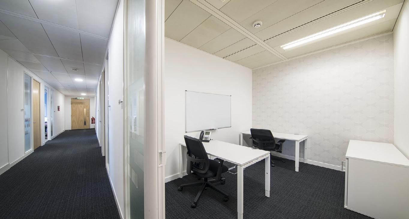 Rent office Breakspear Park, Breakspear Way — photo 8