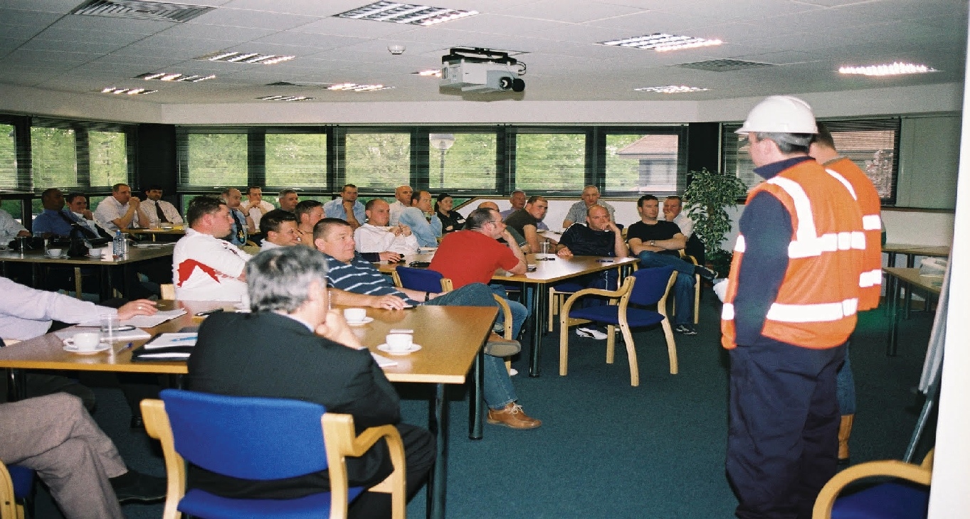 Rent office Grove House - Meeting and Conference Rooms — photo 2