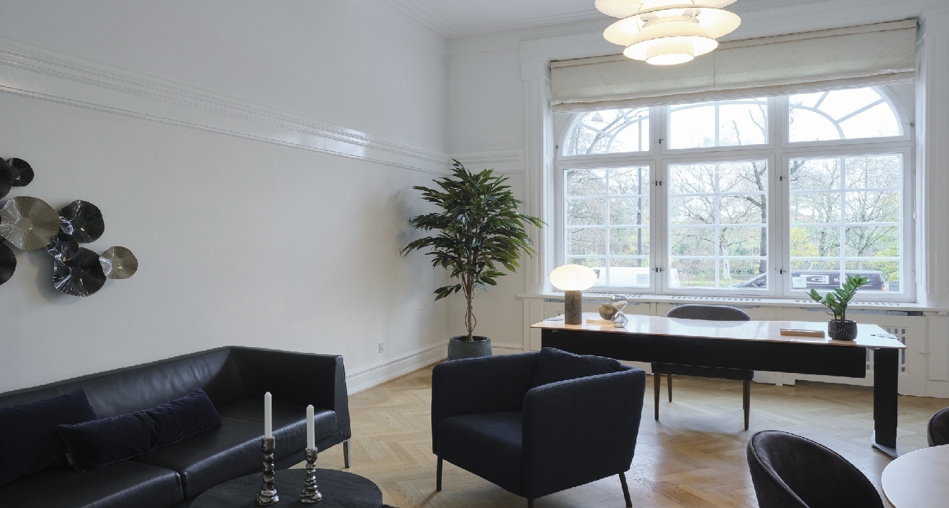 Rent office Grønningen 25 — photo 2