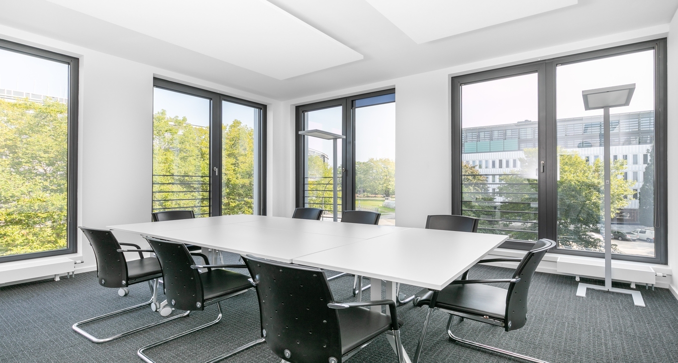 Rent office Hamburg City Nord — photo 8