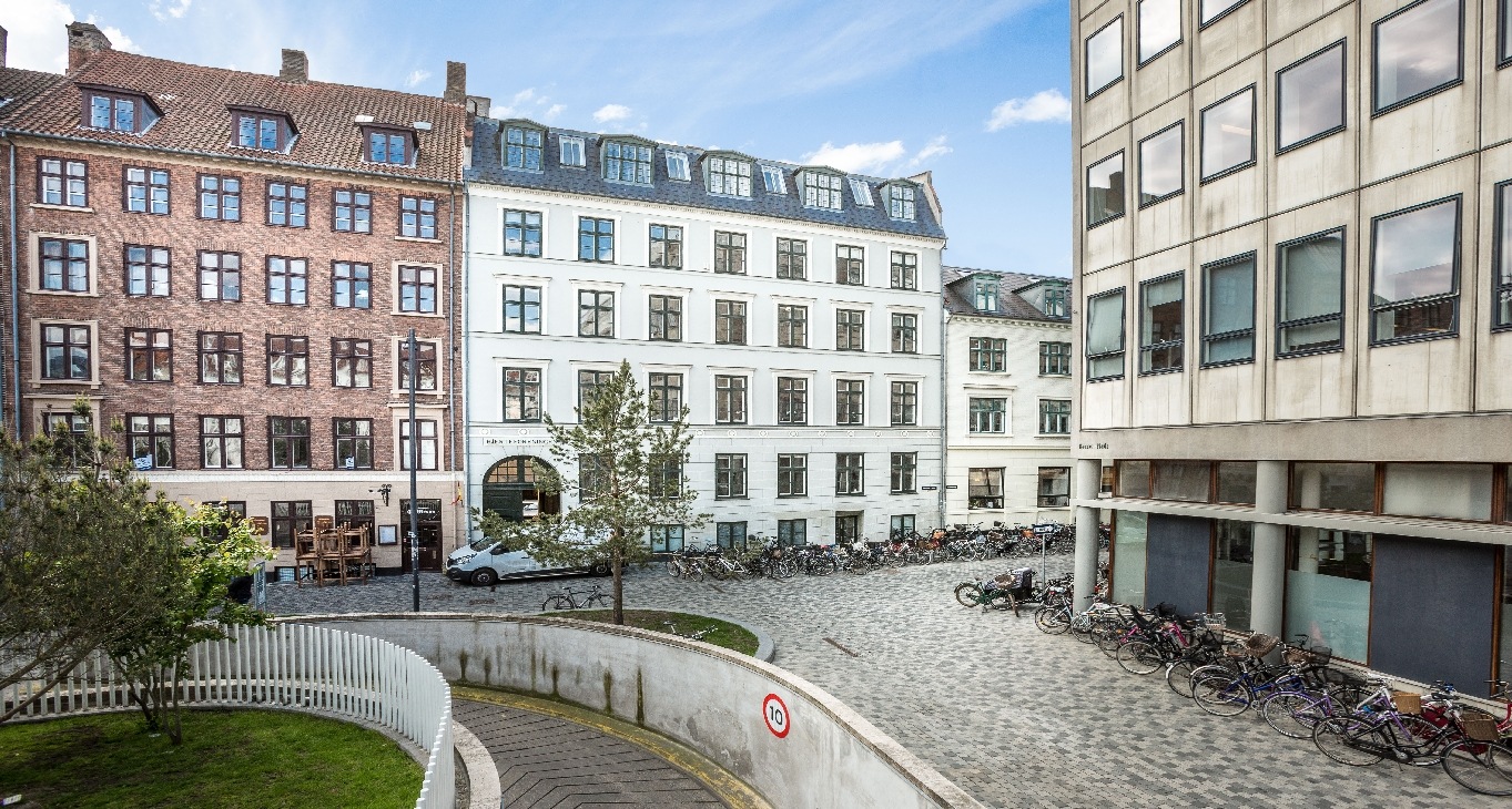 Business center Hauser Plads 10 Rent office Hauser Plads 10 — photo 1