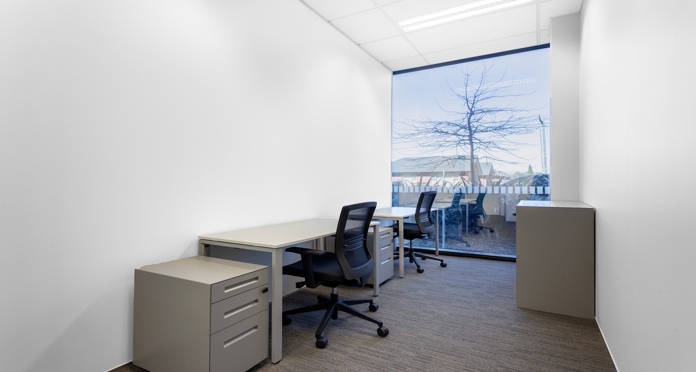 Sewa pejabat Hazeldean Business Park_3-3