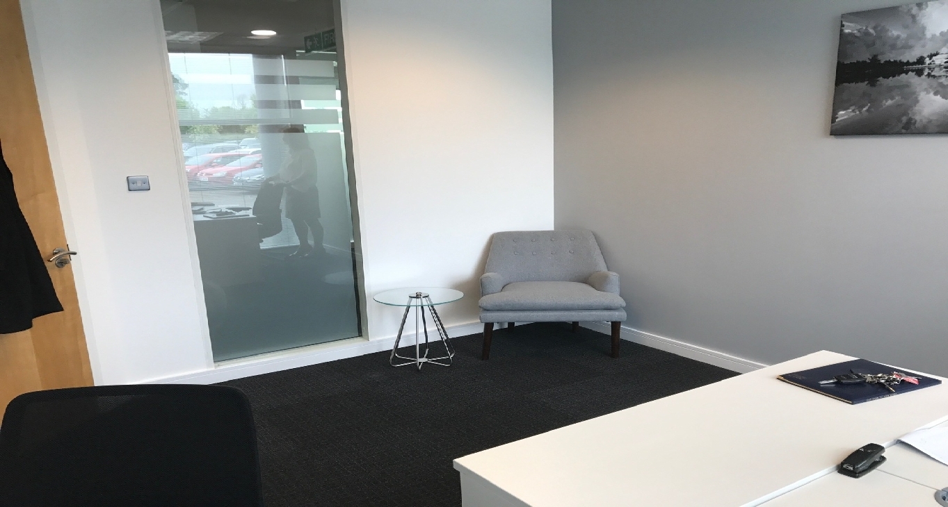 Rent office Herons  Way, Chester Business Park — photo 9