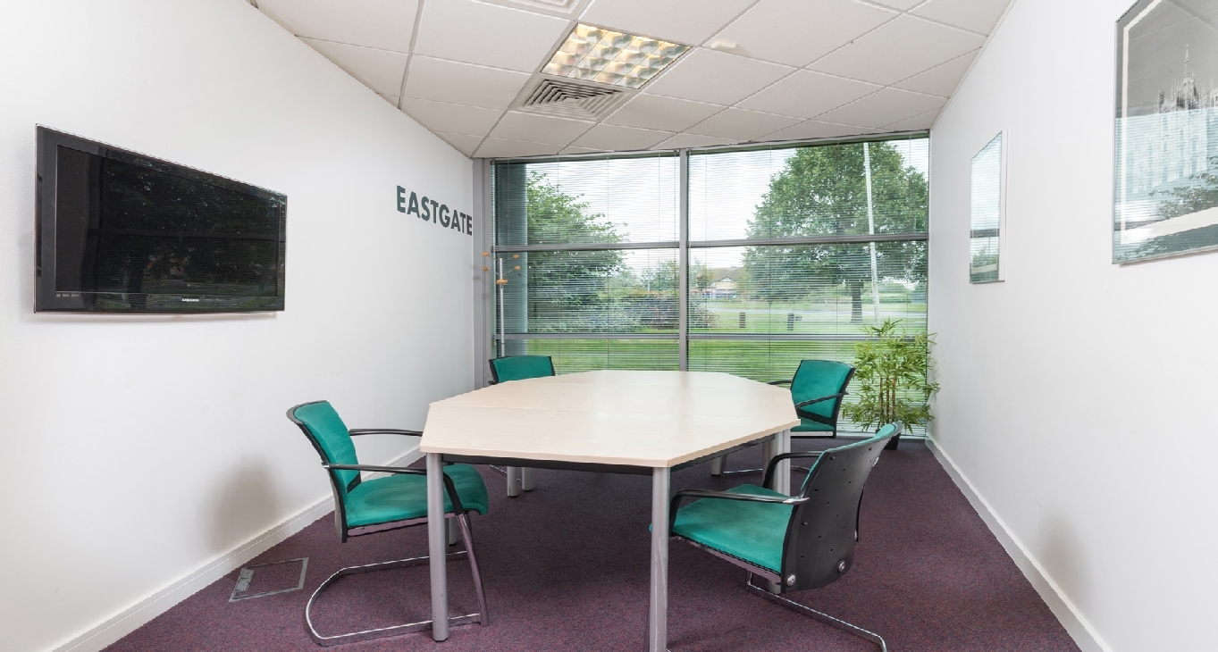 Rent office Herons  Way, Chester Business Park — photo 1