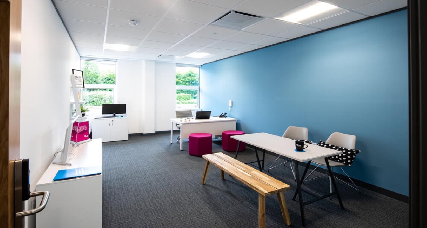 Rent office Highlands Road_9-9