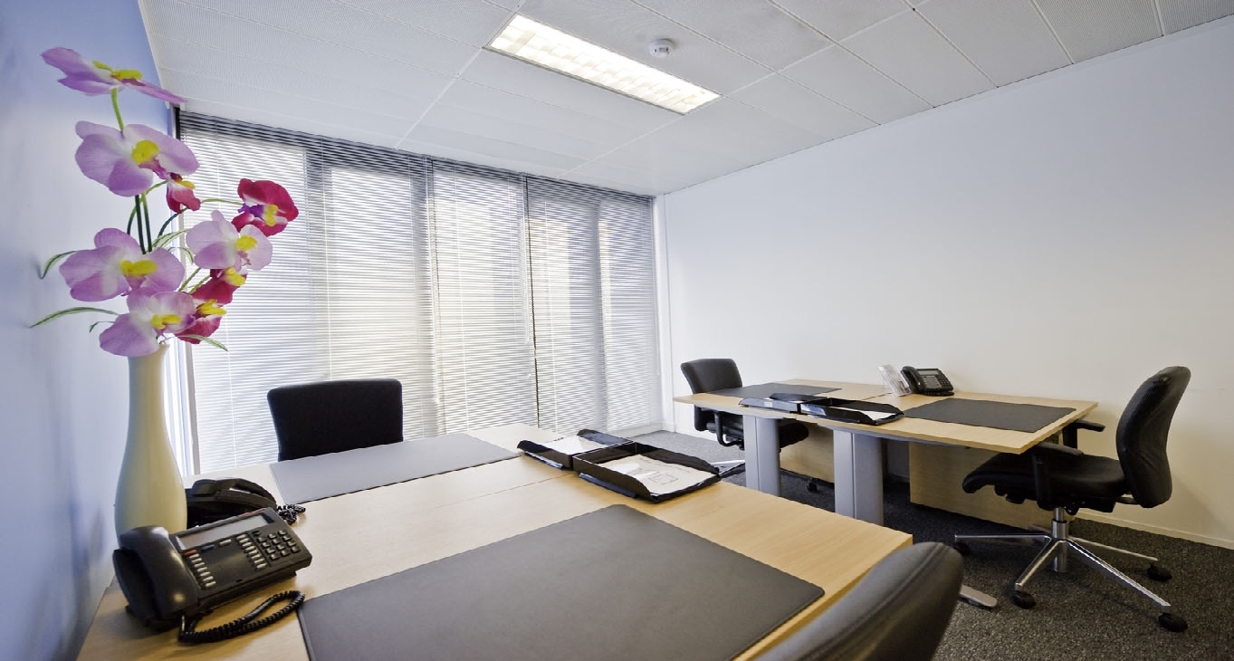 Rent office Jhumat House, 160 London Road — photo 2