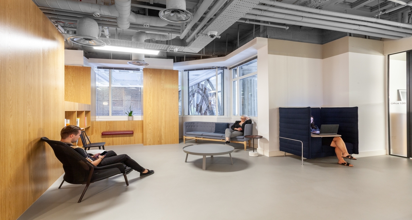 Rent office Lewis Building — photo 2