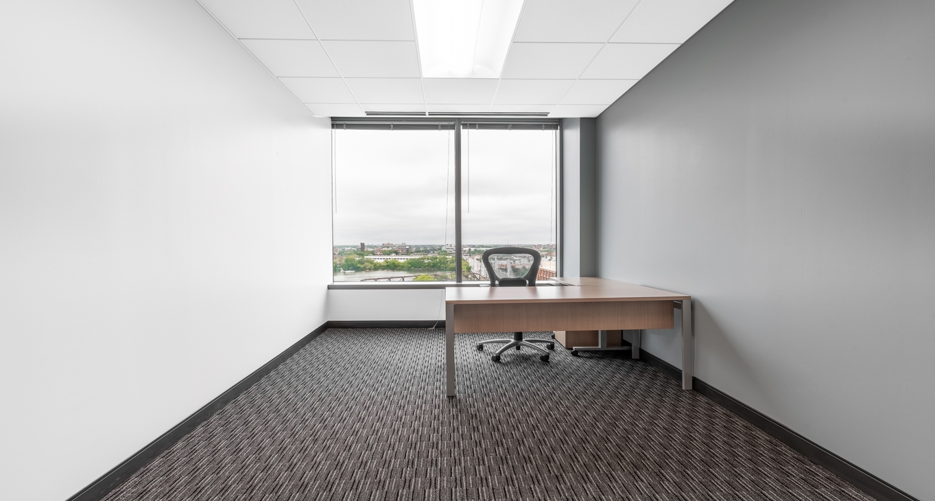 Rent office Lincoln Park Center — photo 5