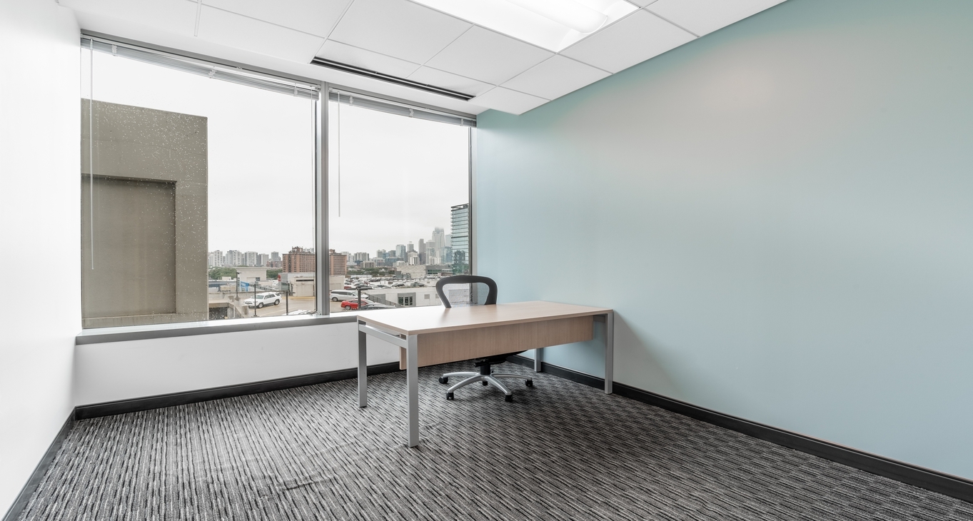 Rent office Lincoln Park Center — photo 7