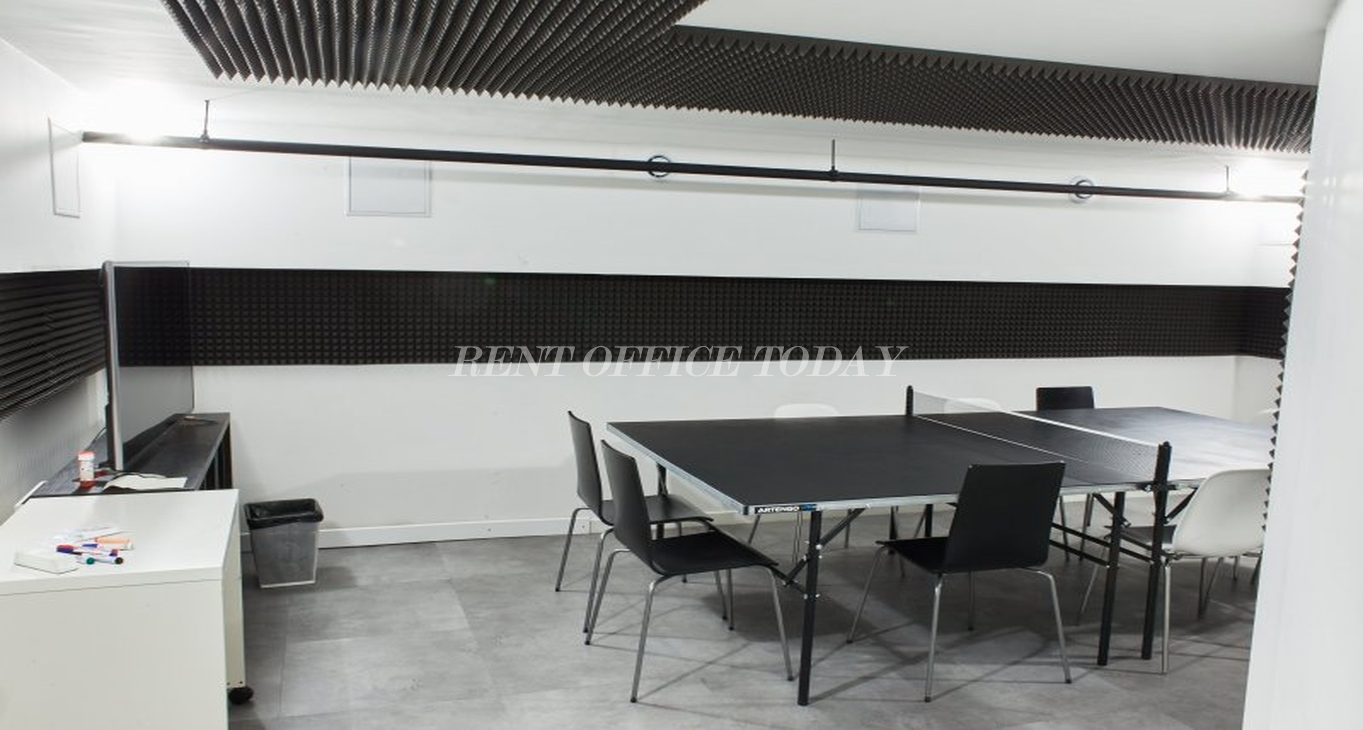 Paris 13 flexible office and coworking space (75013) | 13 Rue Vandrezanne-5