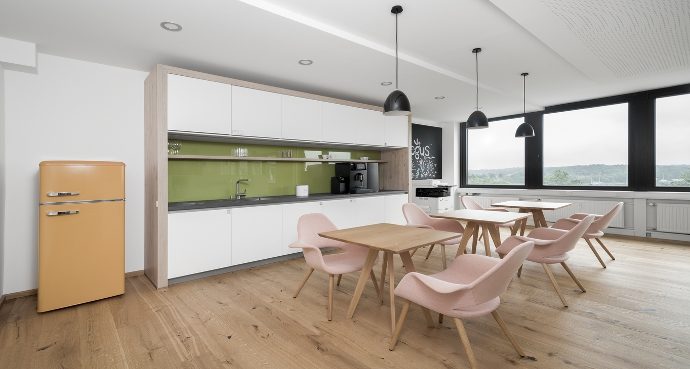 Rent office Lyoner Stern — photo 4