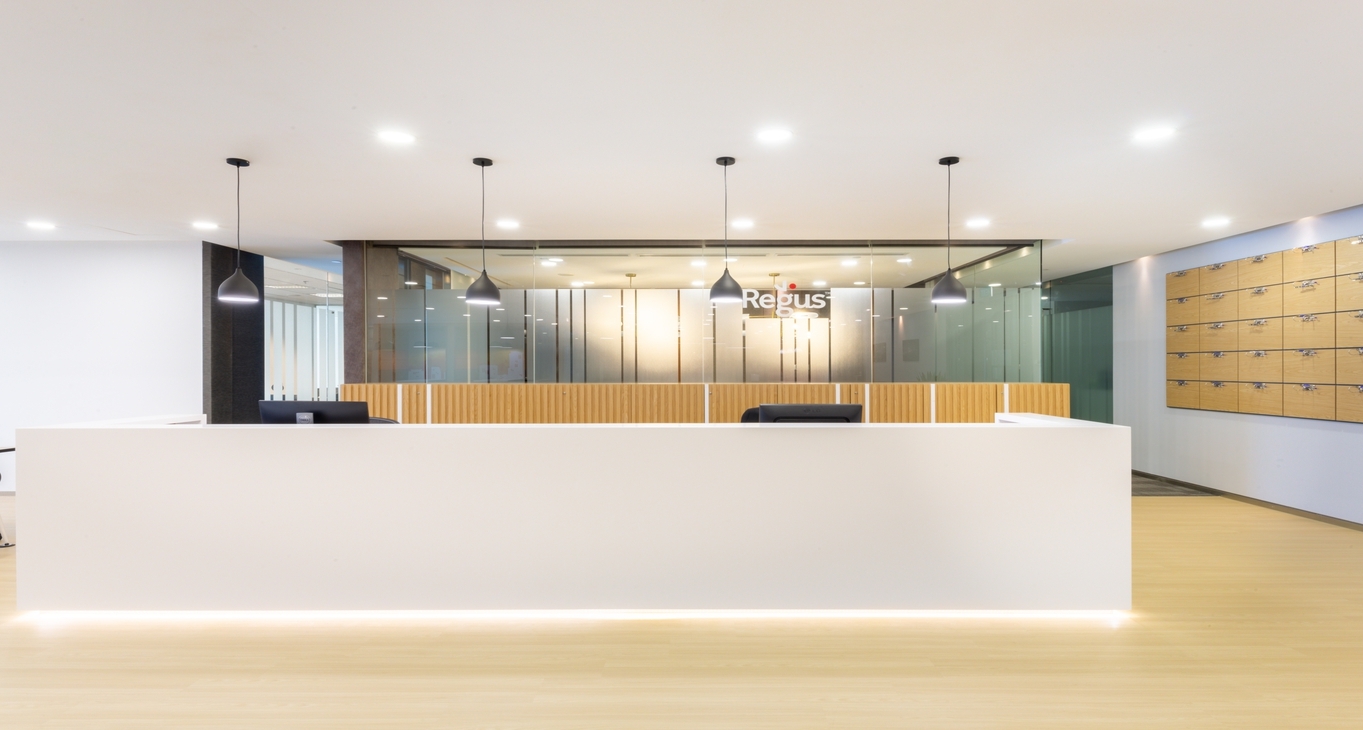 Rent office MBFC Tower 3 — photo 4