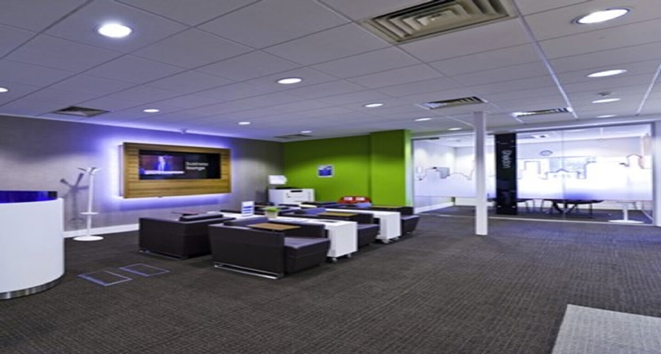 Rent office Management Suite, Broughton Shopping Park — photo 3