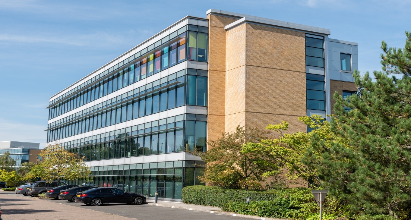 Rent office Manchester Airport — photo 9