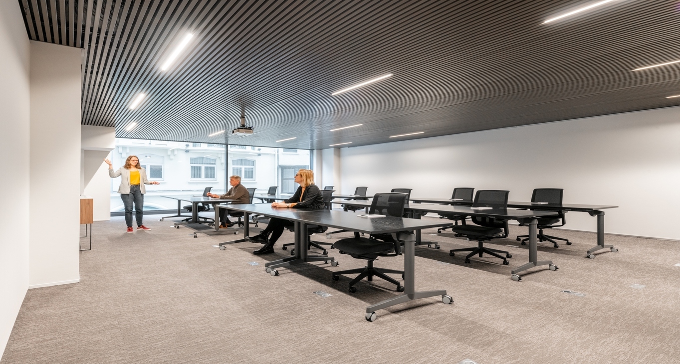 Pusat perniagaan Manhattan Meeting Center_7-7 Sewa pejabat Manhattan Meeting Center_7-7