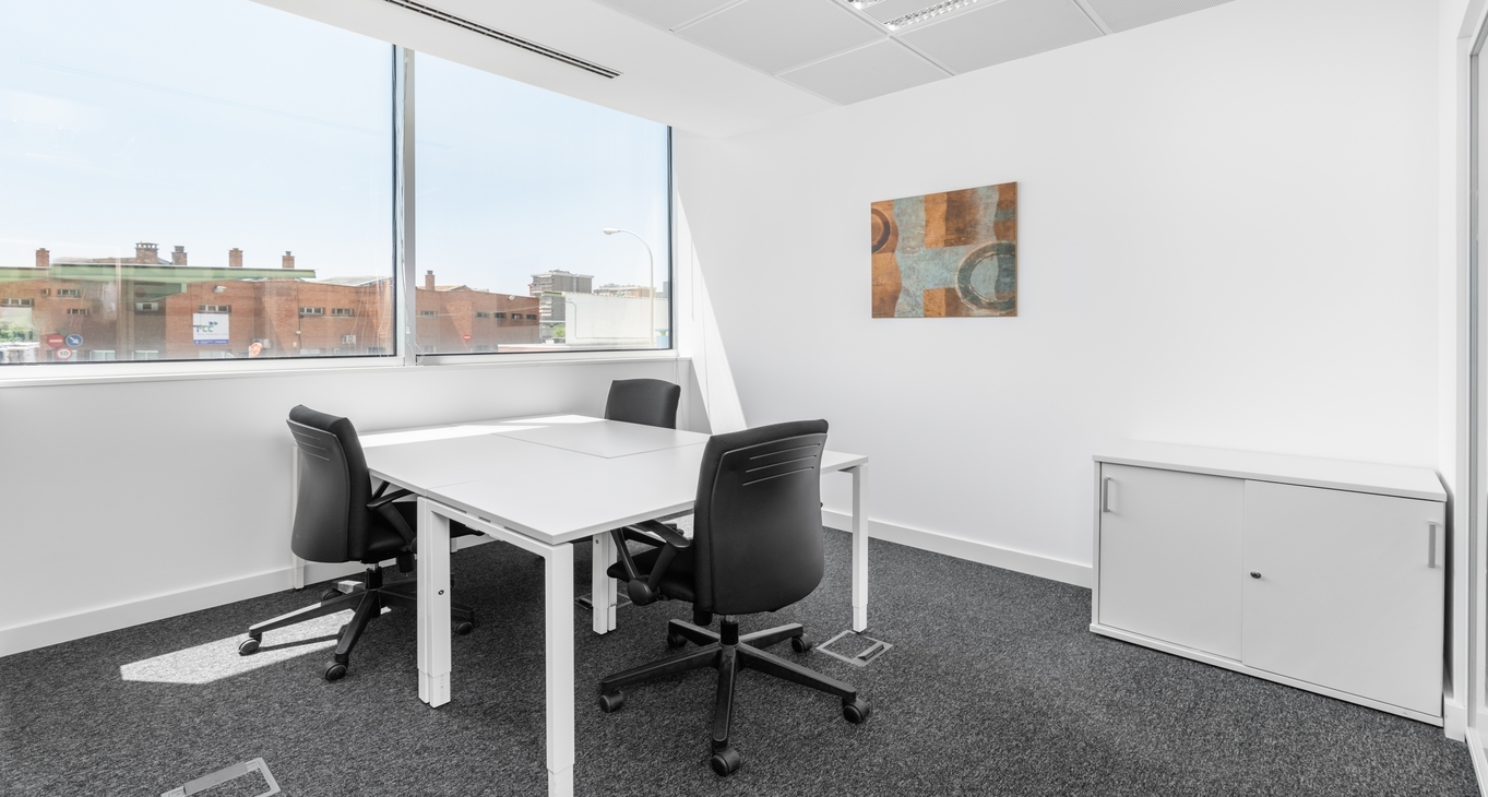 Rent office Manoteras_5-6