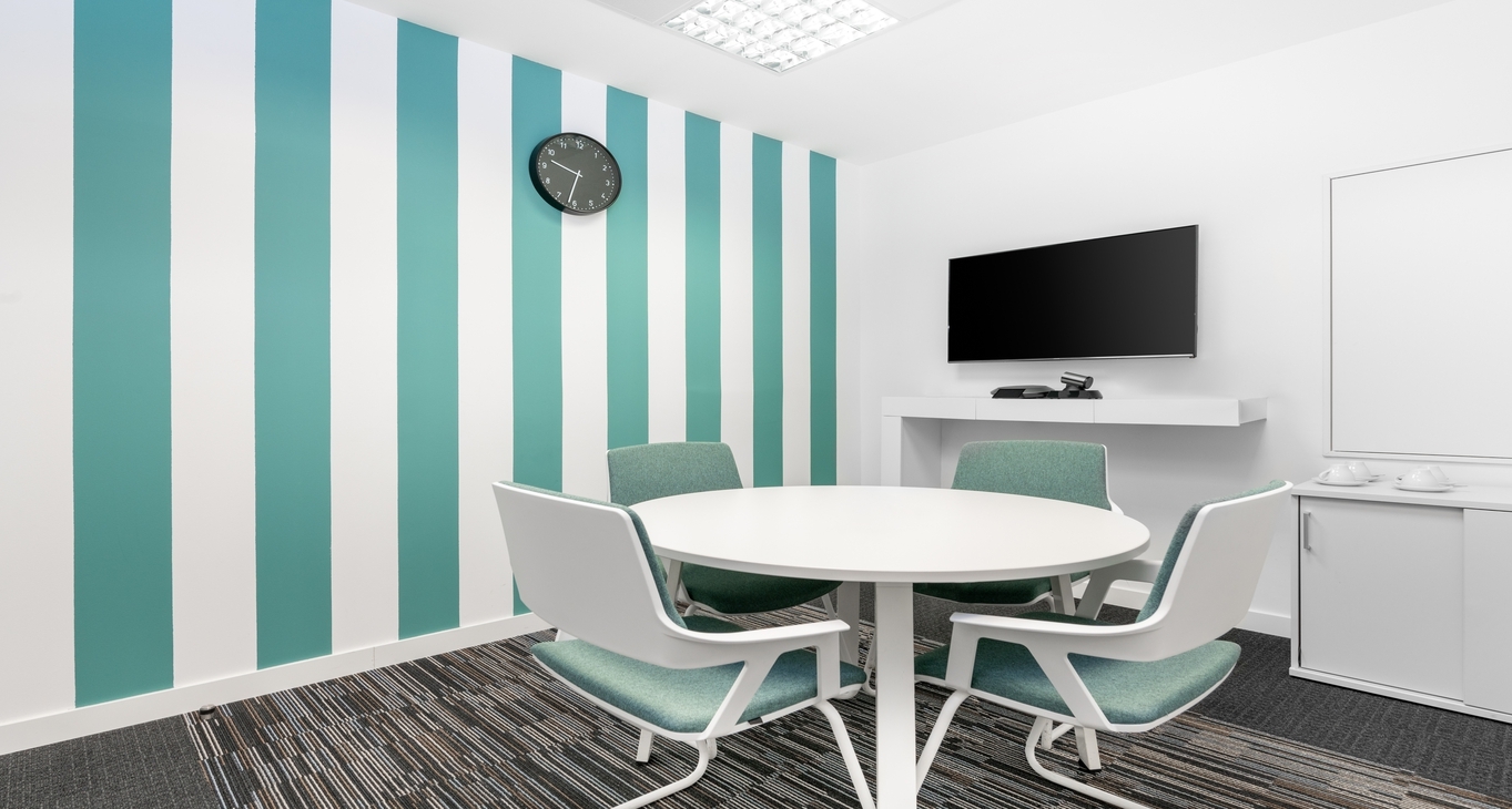 Business Center Martinez Villergas 49_6-7 Rent office Martinez Villergas 49_6-7
