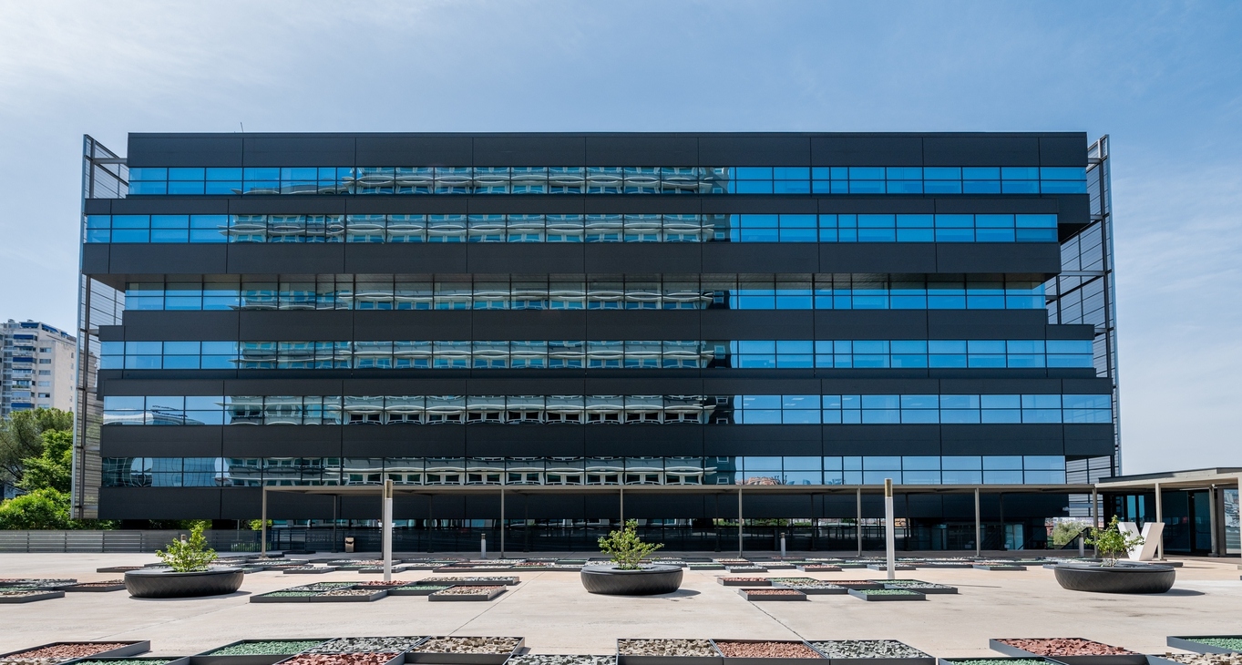 Business Center Martinez Villergas 49_8-1 Rent office Martinez Villergas 49_8-1