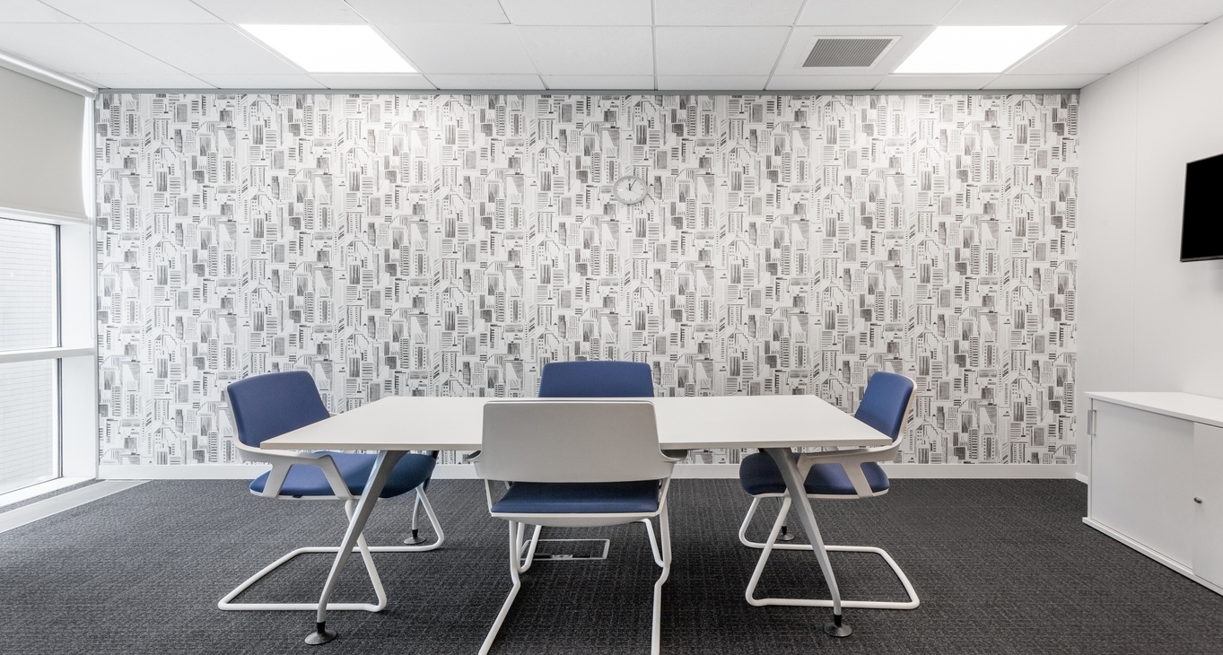 Rent office Midsummer Court — photo 4