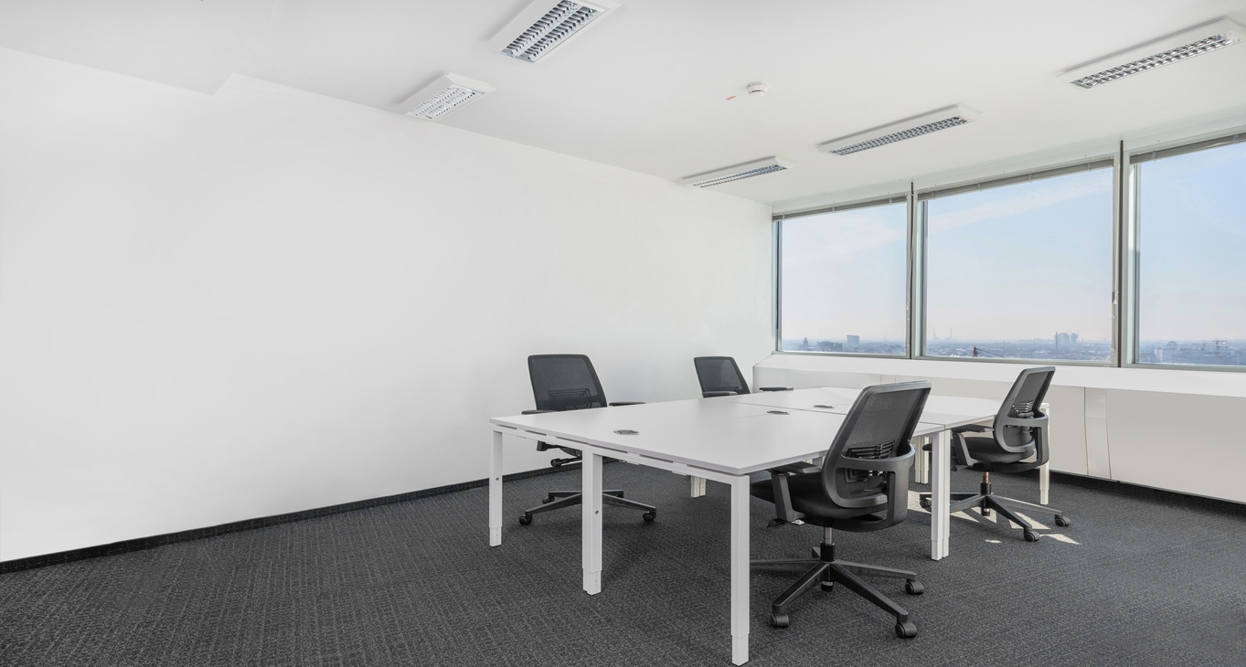 Rent office Millennium Tower — photo 8
