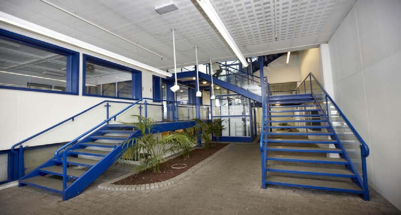 Pusat perniagaan Naverland 7-9_12-12 Sewa pejabat Naverland 7-9_12-12