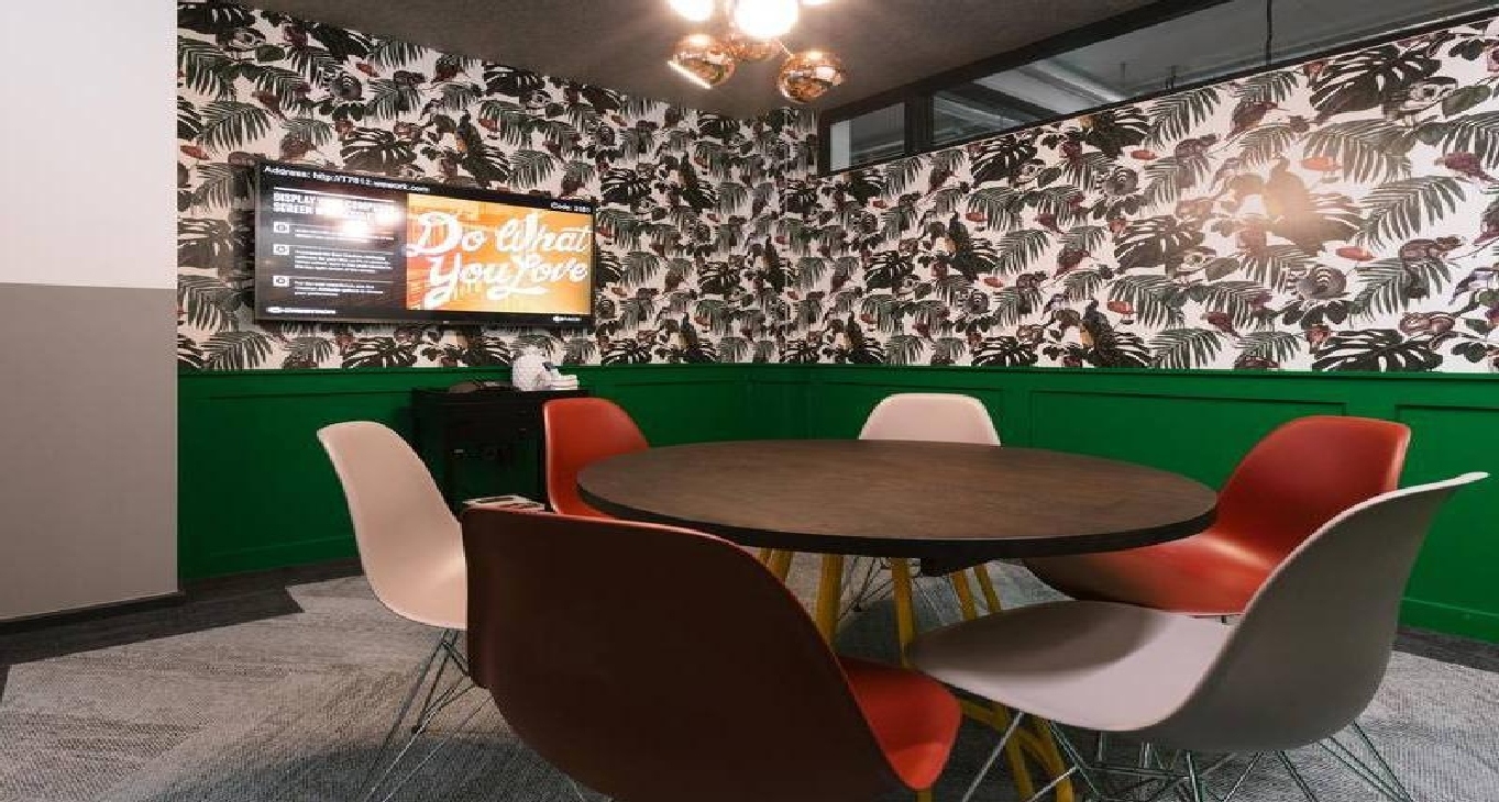 Business center WeWork Neue Schönhauser Straße Rent office WeWork Neue Schönhauser Straße — photo 5