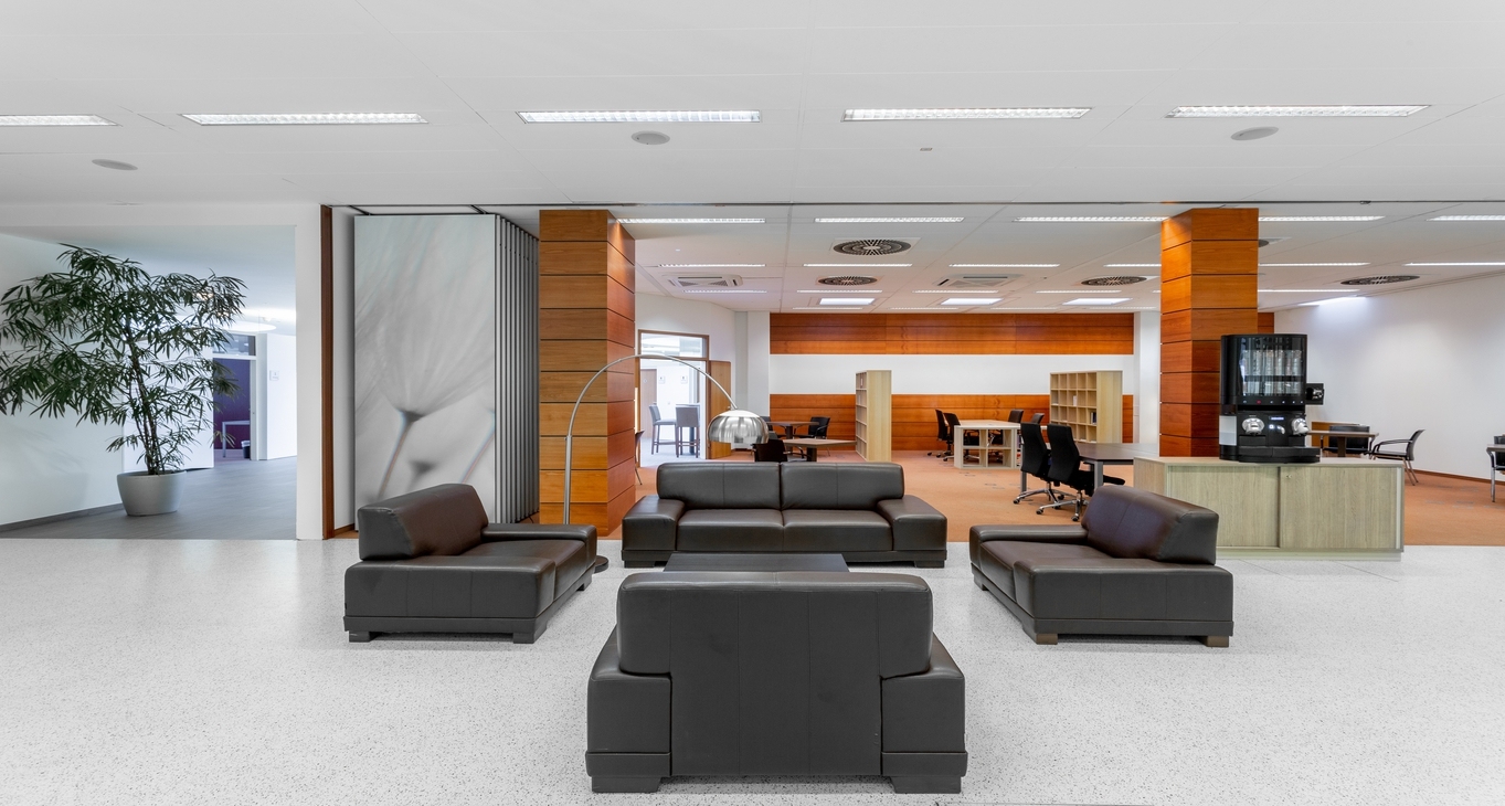 Pusat perniagaan Nineteen Rent office Nineteen — photo 1