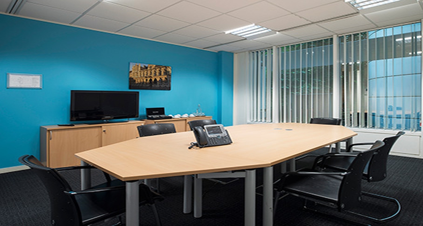 Rent office Northampton Business Park — photo 2