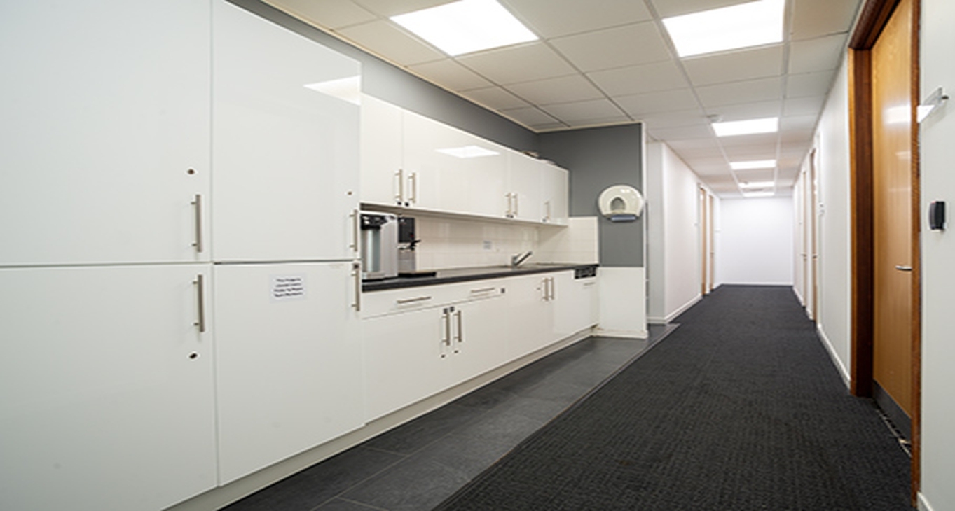 Rent office Northampton Business Park — photo 4