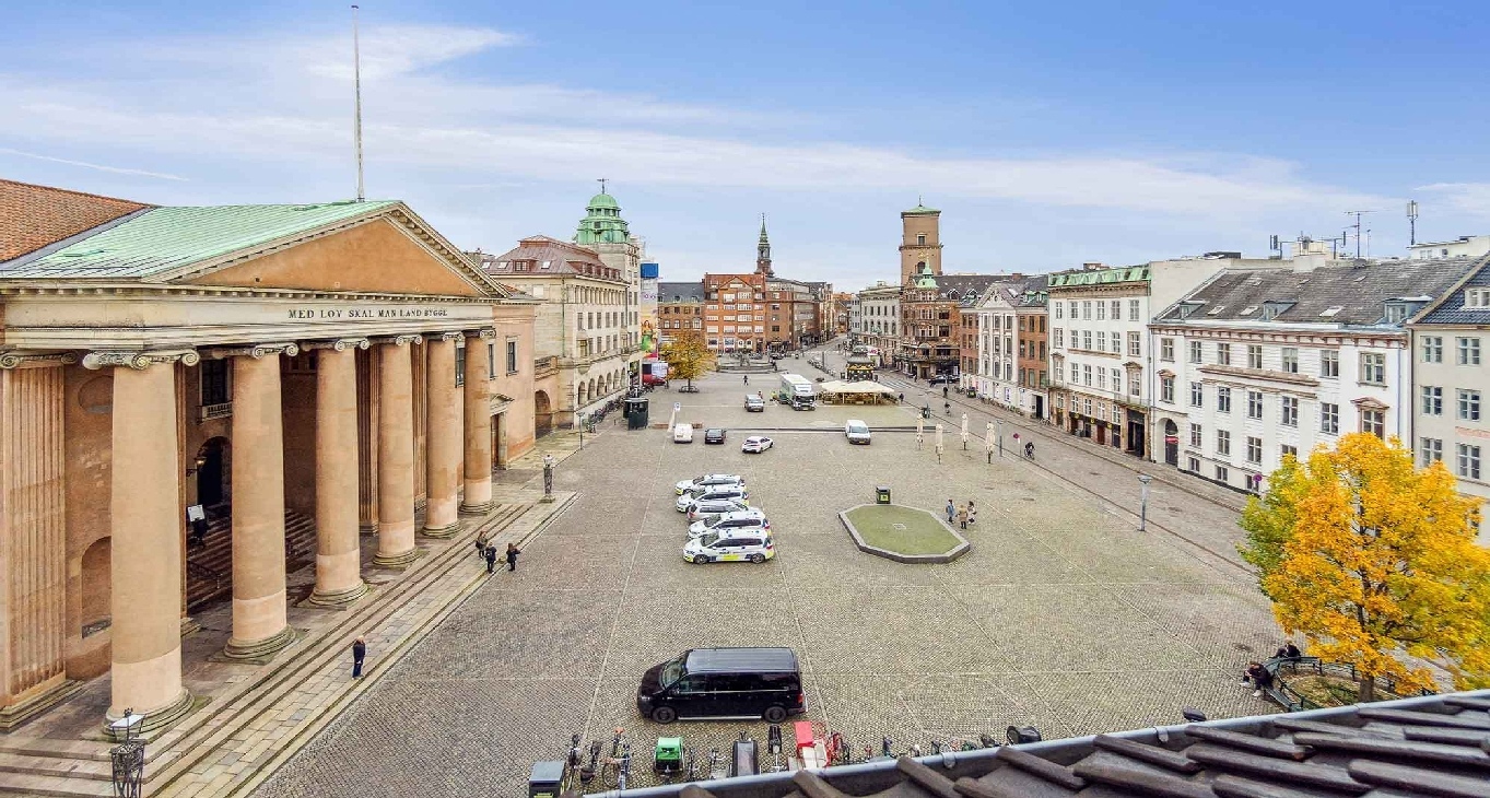 Rent office Nytorv 19 — photo 1
