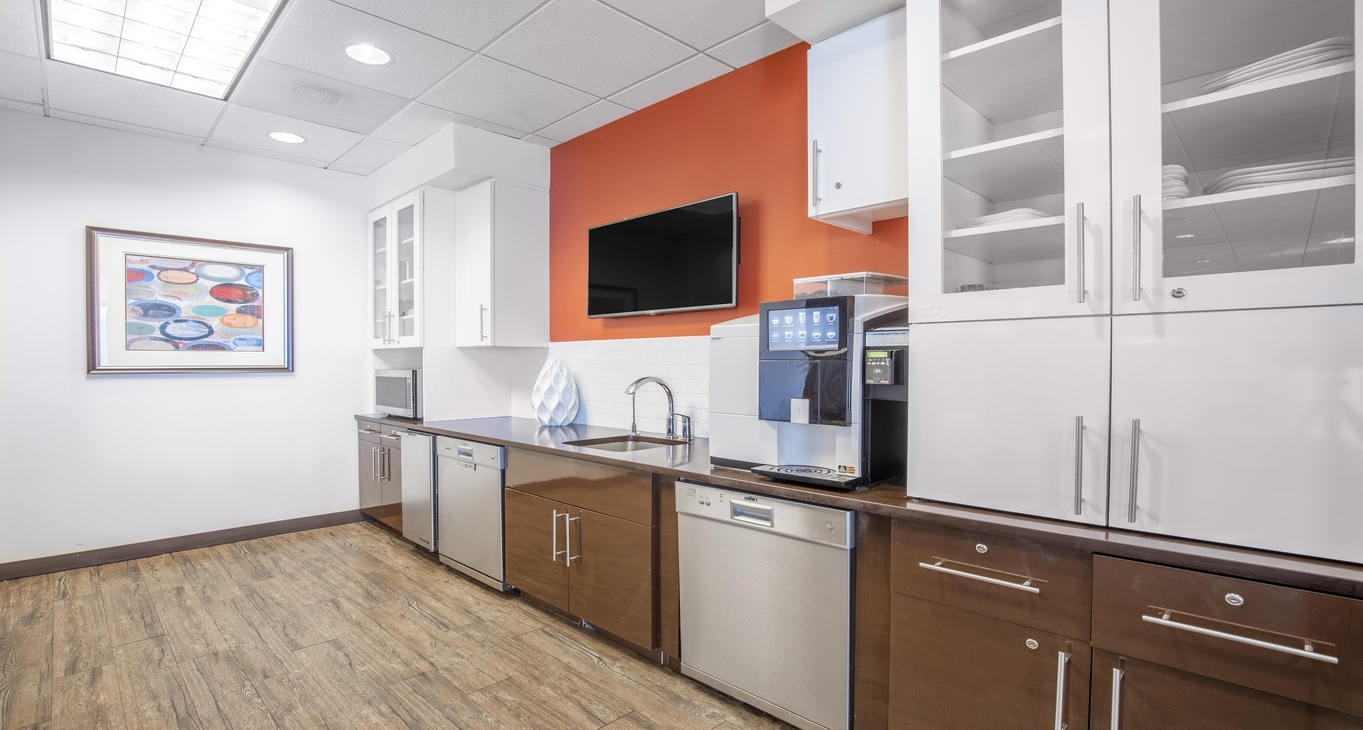 One Alliance Center, 3500 Lenox Rd North, Atlanta, GA 30326 — office space for rent, photo 4