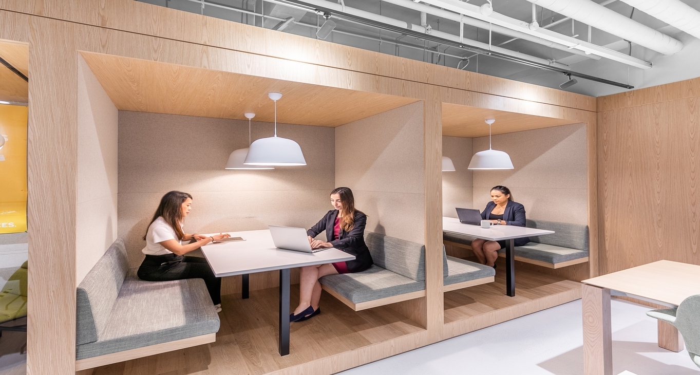Rent office One Raffles Place Mall — photo 2