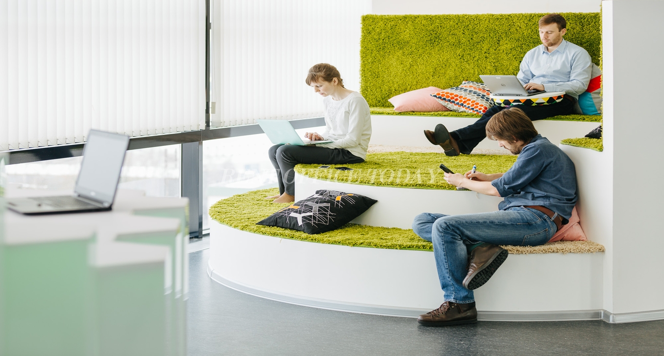 Sewa pejabat Coworking Port_2-4