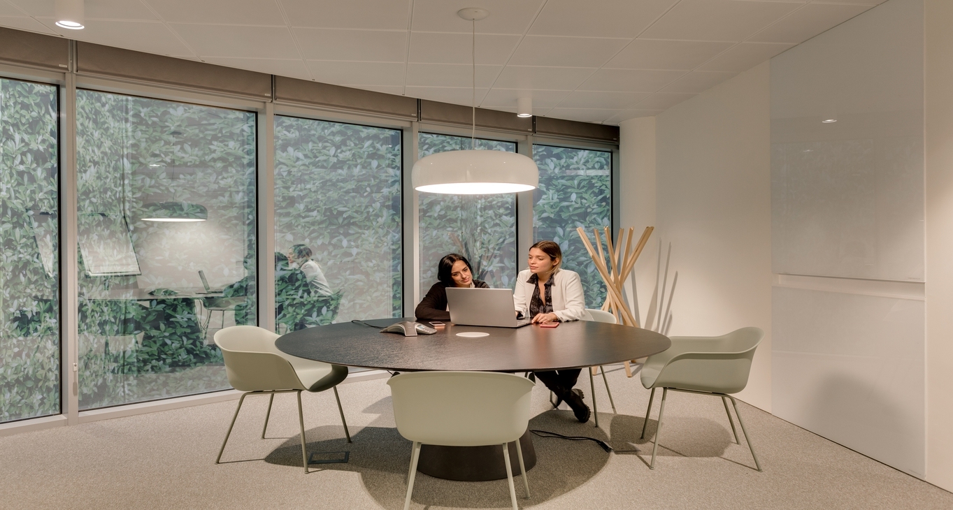 Rent office Paseo de la Castellana 200_11-11
