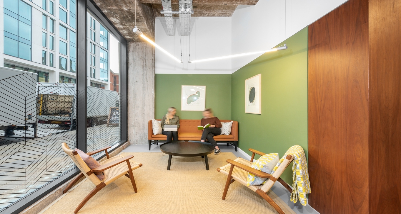 Rent office Peter House — photo 1