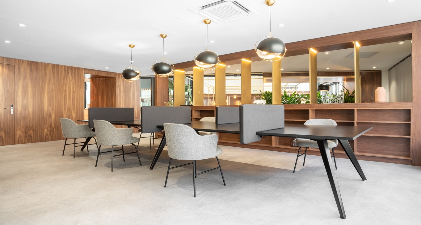 Rent office Place des Grands Hommes_4-4