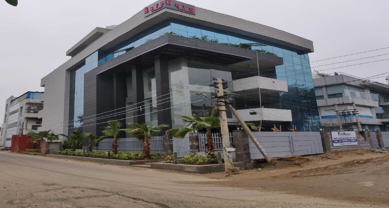 Sewa pejabat Plot 14-A, Anath Road, Udyog Vihar_5-5