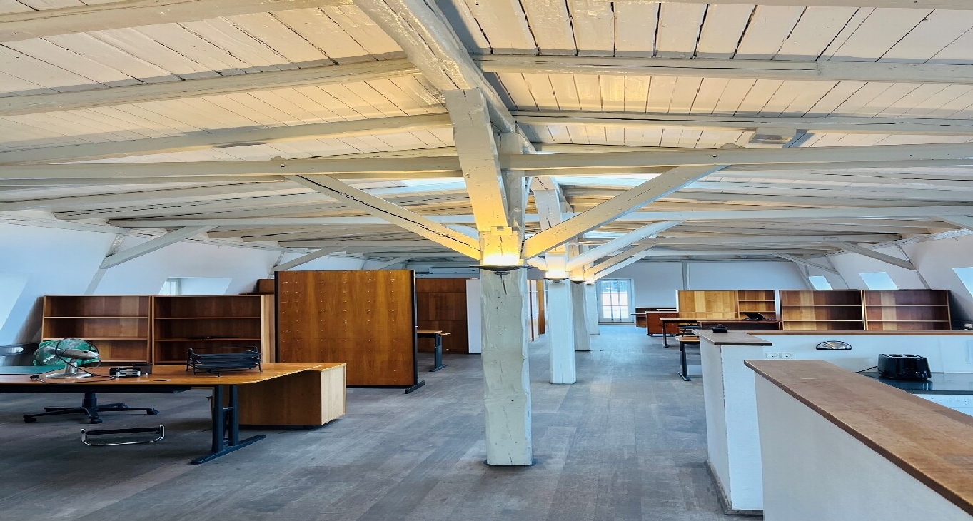 Rent office Prags Boulevard 51 — photo 9
