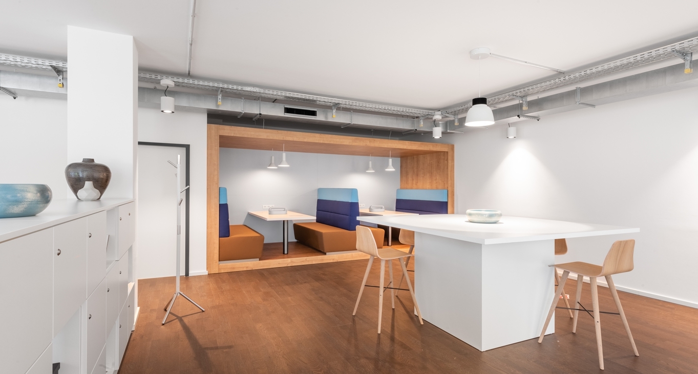 Rent office Rheinstrasse — photo 3