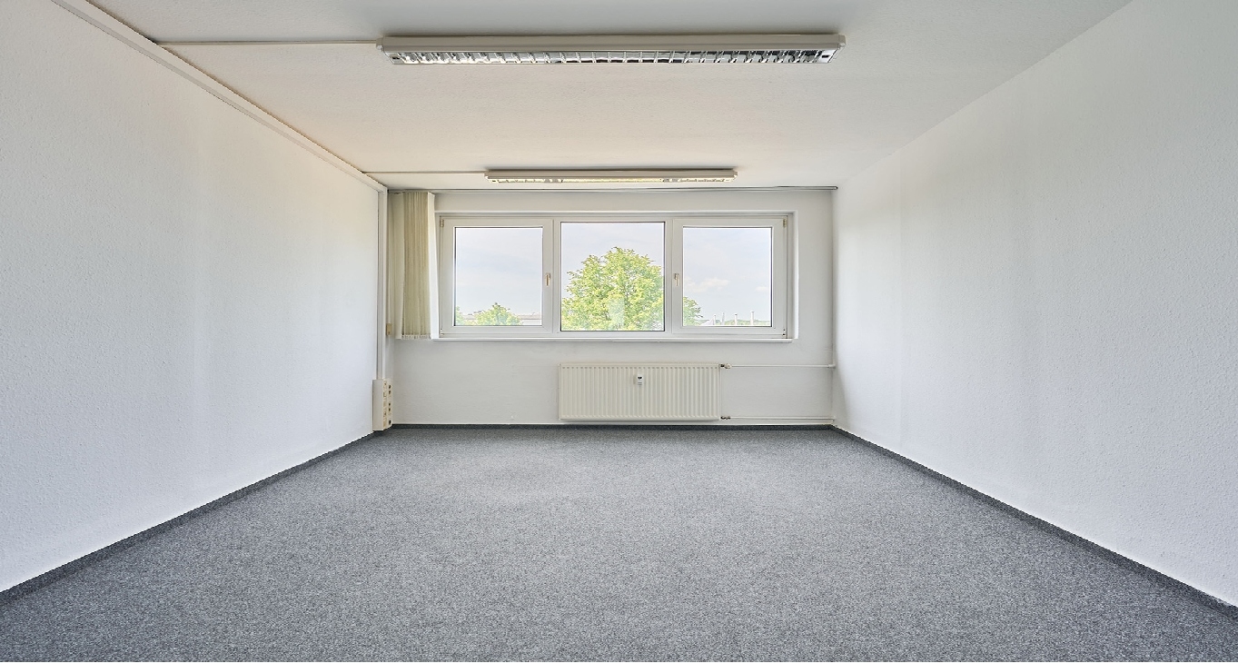 Business center Röntgenstraße 7-9 Rent office Röntgenstraße 7-9 — photo 1