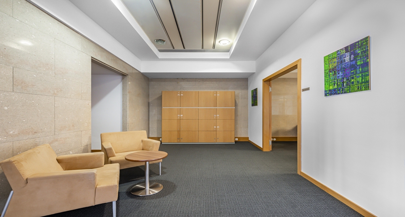 Rent office Schottenring 16 — photo 1