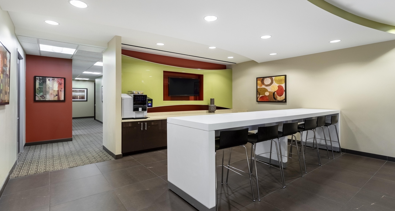 Sepulveda Center, 3415 South Sepulveda Boulevard, Los Angeles, CA 90034 — office space for rent, photo 4