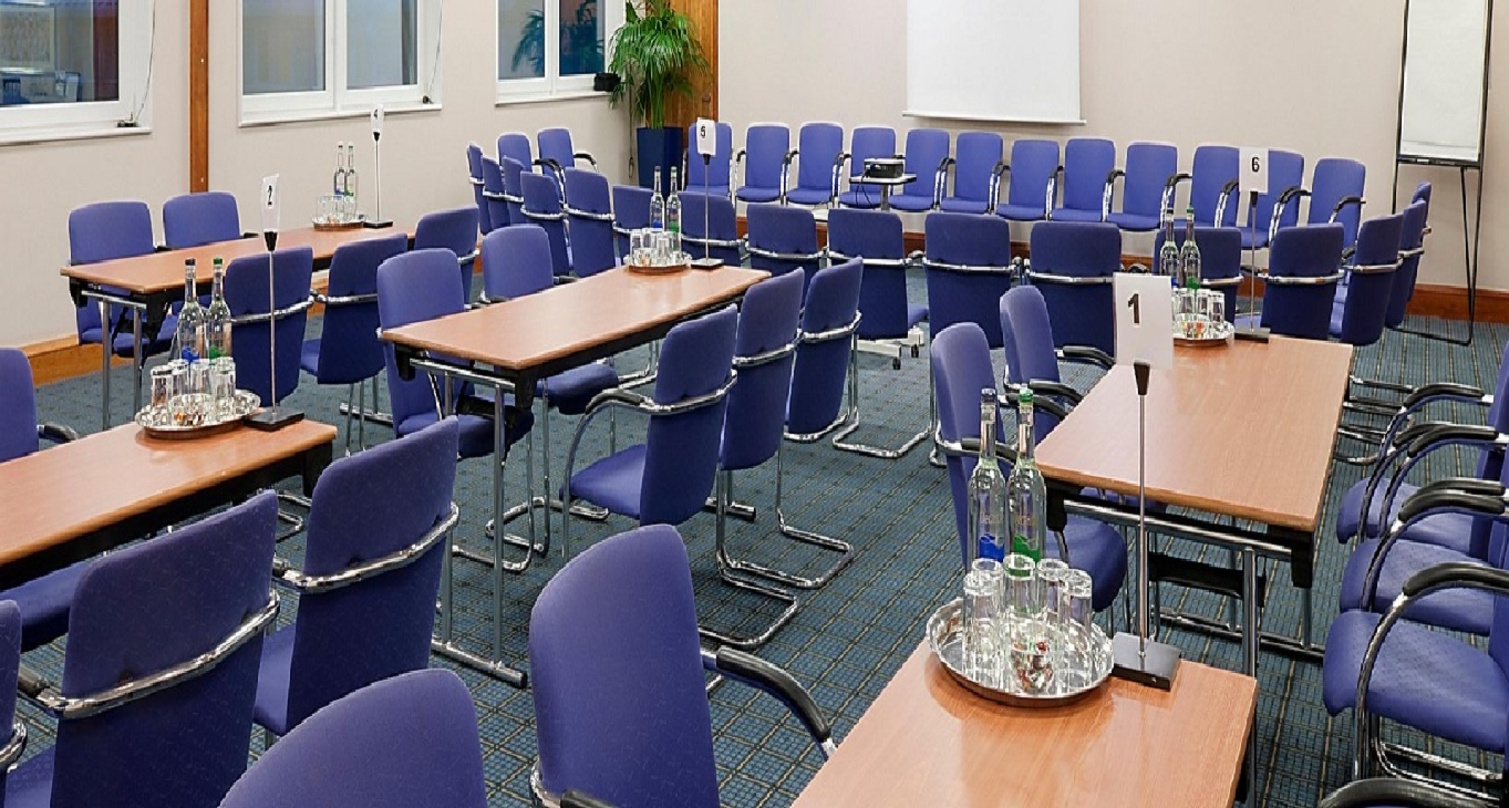 Rent office Sipson Road, West Drayton, Middlesex — photo 3