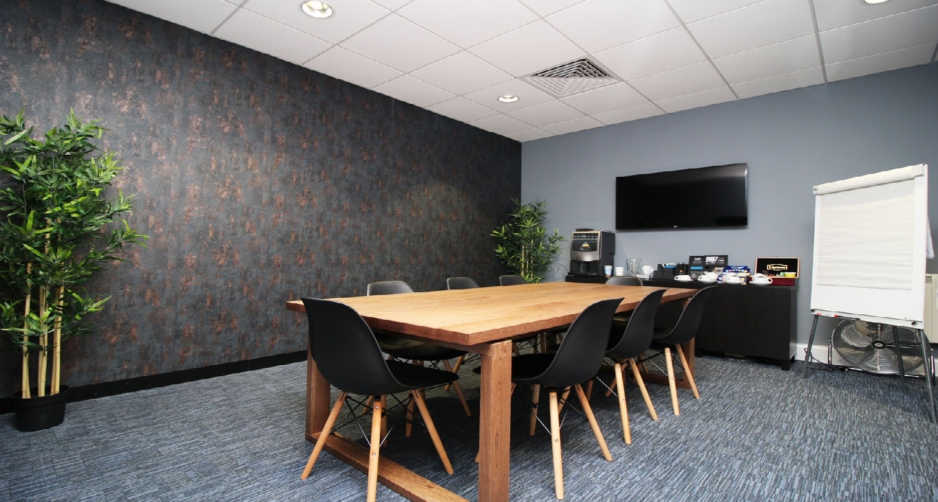 Smeaton Close 7 — serviced offices & coworking in Aylesbury Rent office Smeaton Close 7 — photo 5