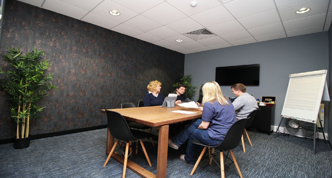 Smeaton Close 7 — serviced offices & coworking in Aylesbury Rent office Smeaton Close 7 — photo 6