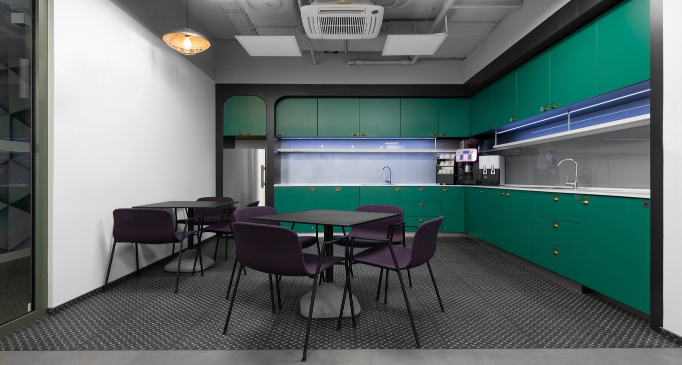 مكتب للايجارSolec Residence Biura_4-5