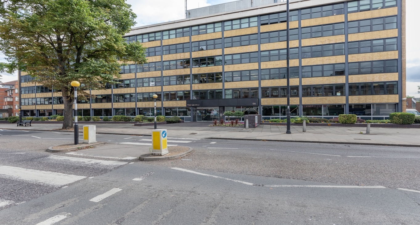 Rent office Southgate — photo 5